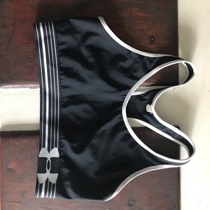 UA women’s sports bra